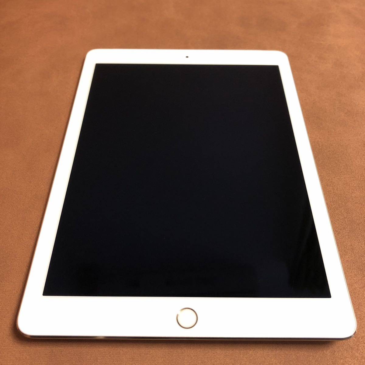 5725 iPad Air2 第2世代 32GB au - iPad本体