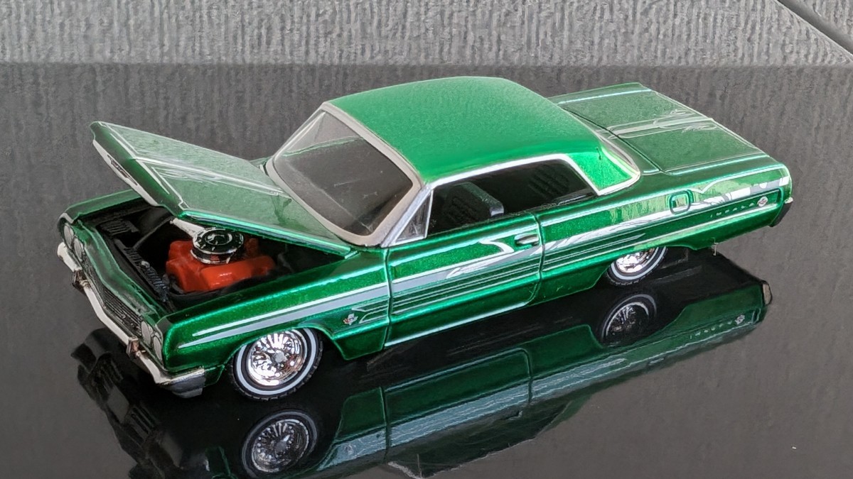 グリーンライト　1/64 ミニカー　1964　シボレーインパラ　限定車_画像6