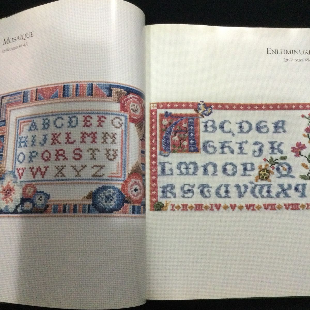 クロスステッチ　洋書　フランス語　刺繍　アルファベット　刺しゅう　図案集　作品集 Veronique Enginger