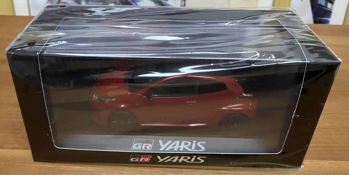 非売品 トヨタ GRヤリス カラーサンプル 1/30ダイキャストミニカー エモーショナルレッドⅡ 新品未開封品 前期型 WRC2 オジェ モリゾウ