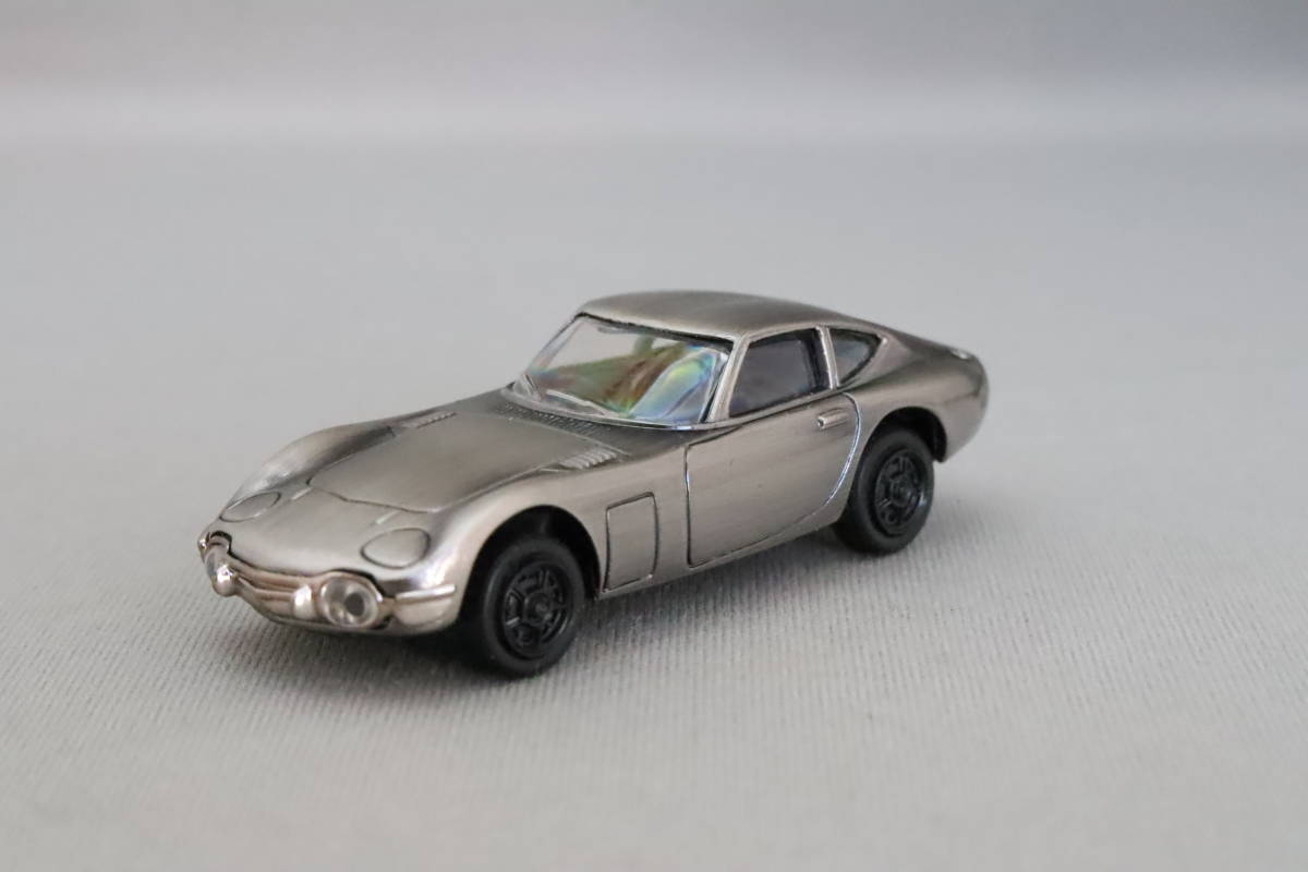 コナミ 絶版名車コレクション D.C.バージョン トヨタ 2000GT（MF10）1967 いぶし銀　1/64スケール_画像1