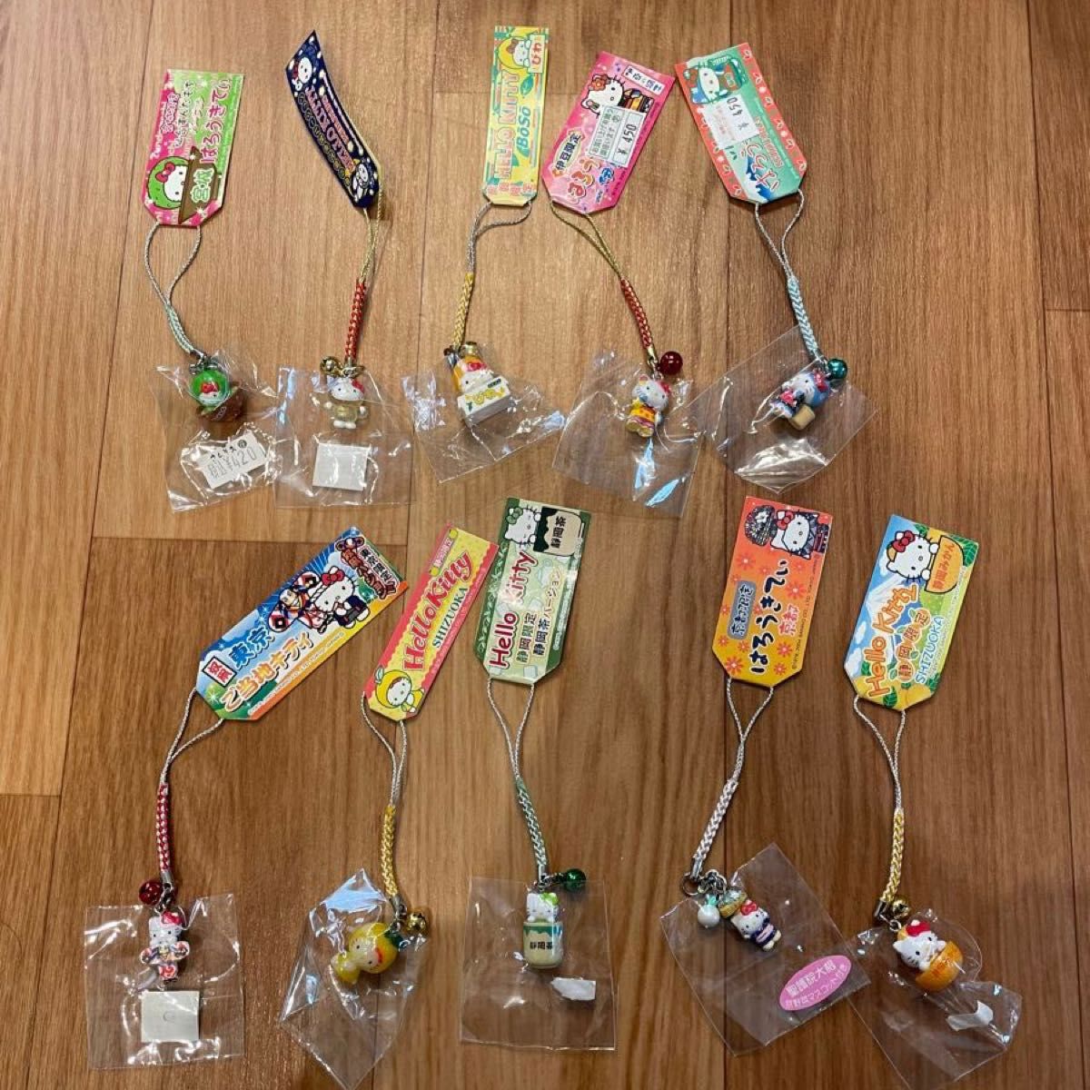 ご当地キティ 23個セット Sanrio サンリオ ストラップ ご当地 ご当地キティ 23個セット Sanrio サンリオ ストラップ ご当地