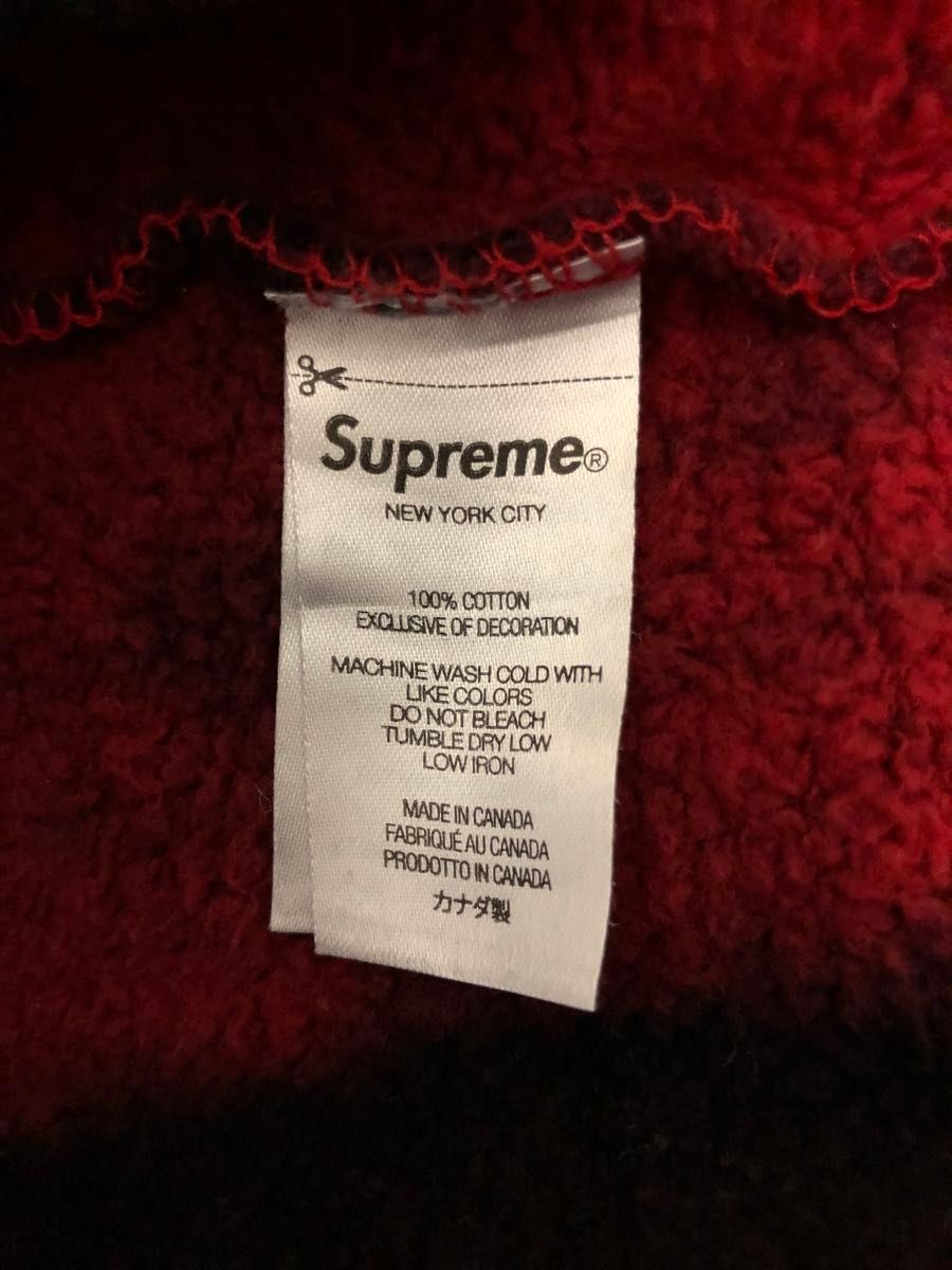 Supreme Small Box Crewneck Supreme Small Box Crewneck