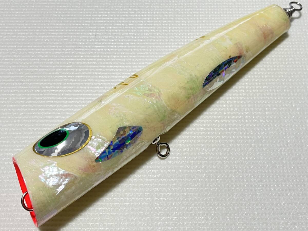貝田ルアー 若夏 オーバル Urizun Oval 200 アワビ Abalone 貝田ルアー 若夏 オーバル Urizun Oval 200 アワビ Abalone