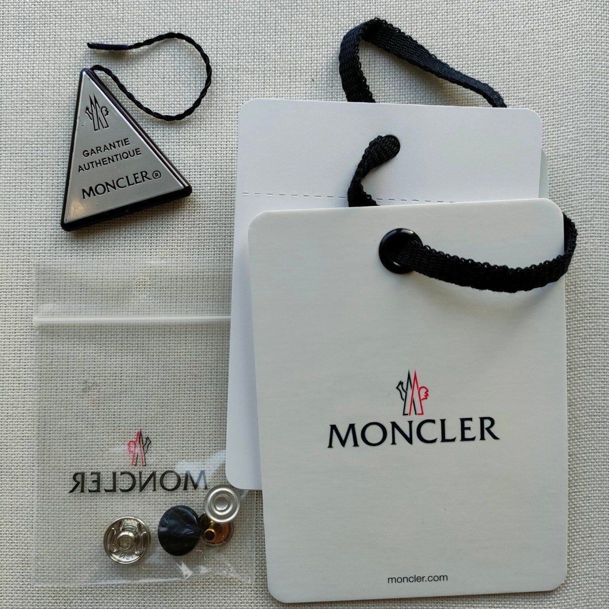 新品正規品 モンクレール紙タグ類①②③おまとめ|Yahoo!フリマ 新品正規品 モンクレール紙タグ類①②③おまとめ|Yahoo!フリマ