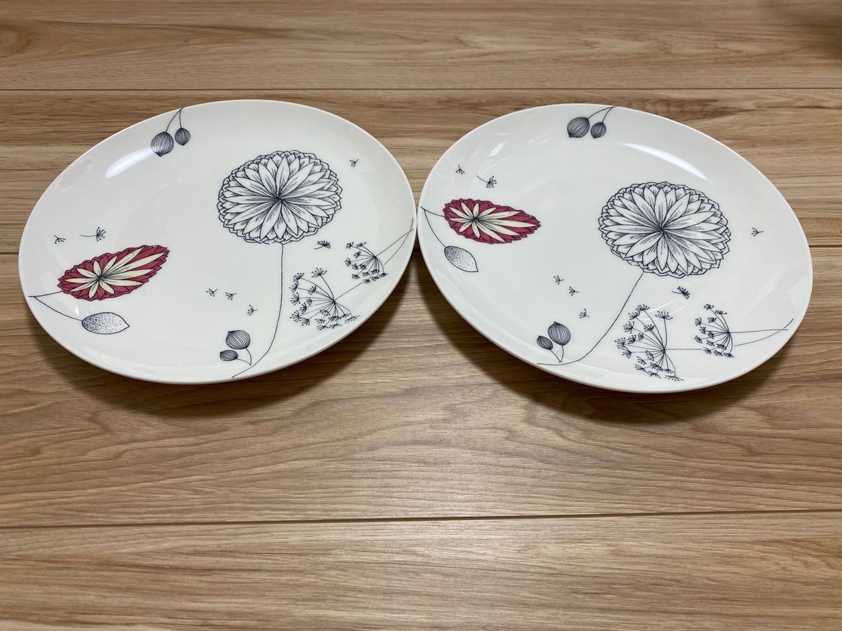 【美品】エリーノデザイン 平皿プレート　2枚セット　北欧 フィンランド