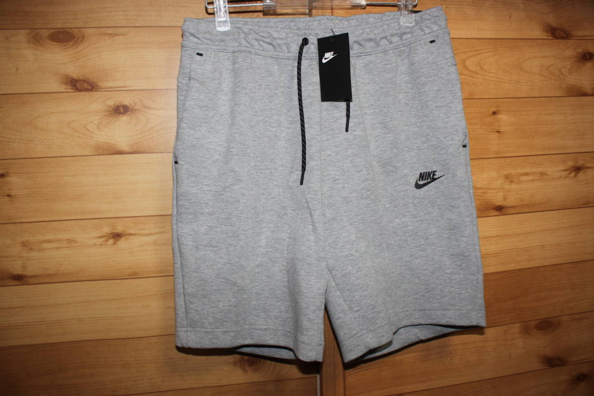 未使用ナイキNIKE　メンズXL　灰　 NSW TCH FLC SHORT テックフリース　ショーツ　スウェットハーフパンツ　CU4504　送料無料即決_画像1