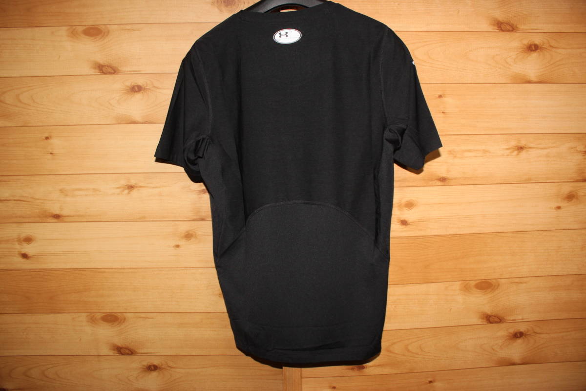未使用 XL 黒 アンダーアーマー ヒートギアコンプレッション半袖シャツ  ショートスリーブシャツ 1371896 送料無料の画像3
