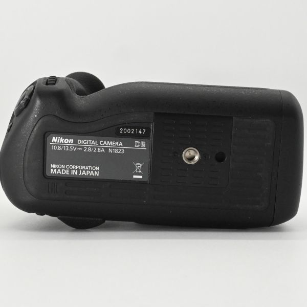 ショット数 24679枚□極上品□ Nikon デジタル一眼レフカメラ ショット数 24679枚□極上品□ Nikon デジタル一眼レフカメラ