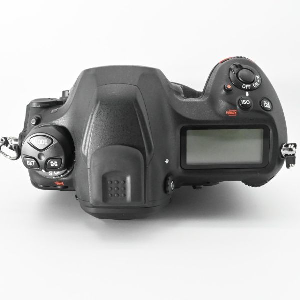 ショット数 24679枚□極上品□ Nikon デジタル一眼レフカメラ ショット数 24679枚□極上品□ Nikon デジタル一眼レフカメラ