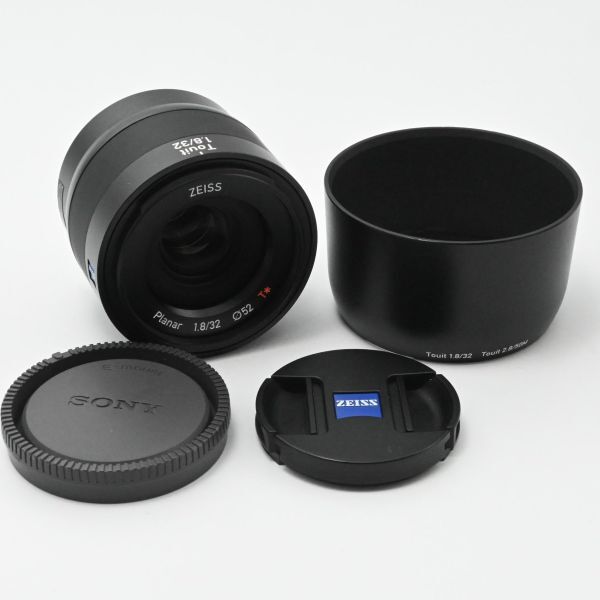 【新品級の極上美品/動作◎】カールツァイス Carl Zeiss 単焦点レンズ Touit 1.8/32 E