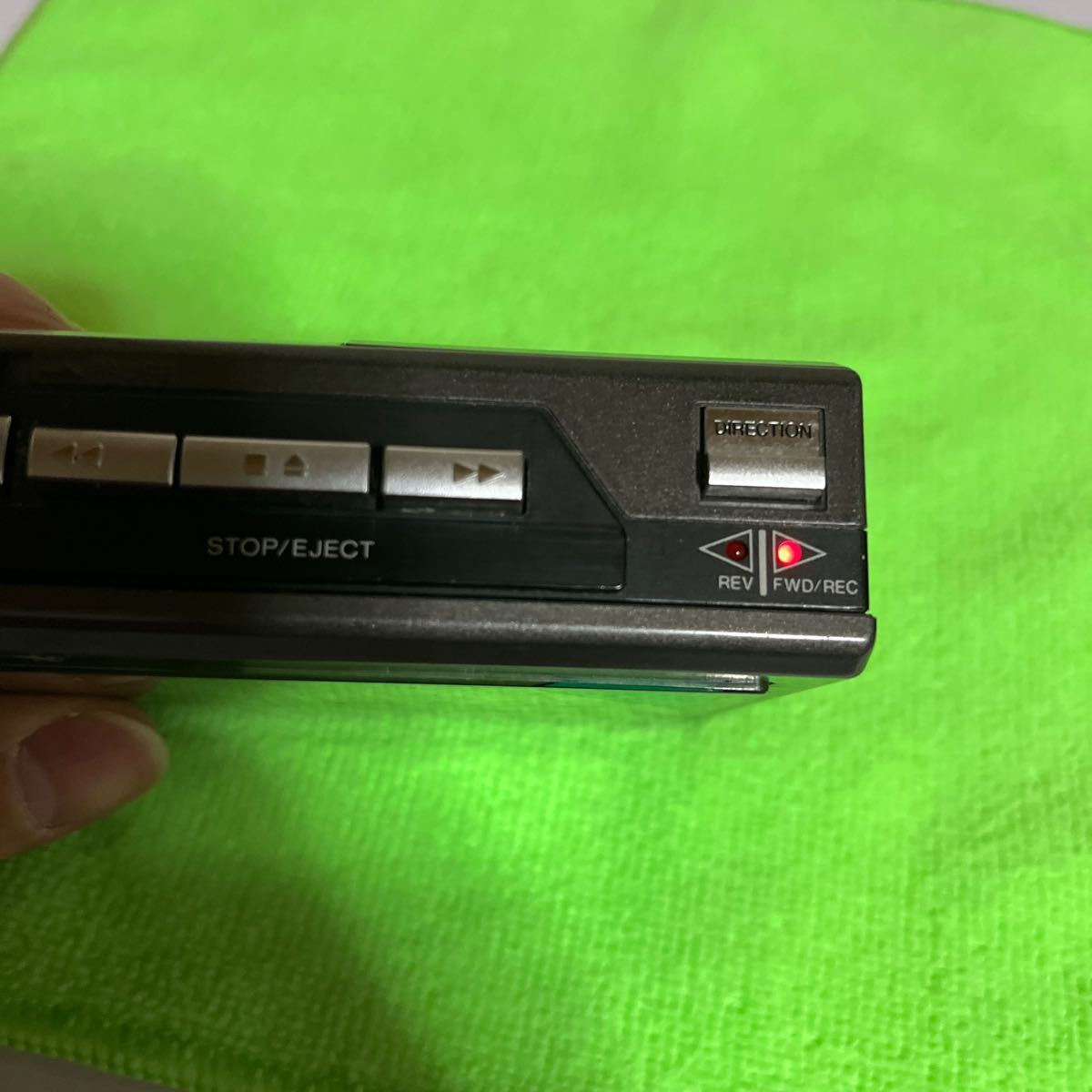 SONY/ソニー　カセットウォークマン　WM-R15　テープレコーダー　通電OK 再生NG モーター音OK ジャンク扱い