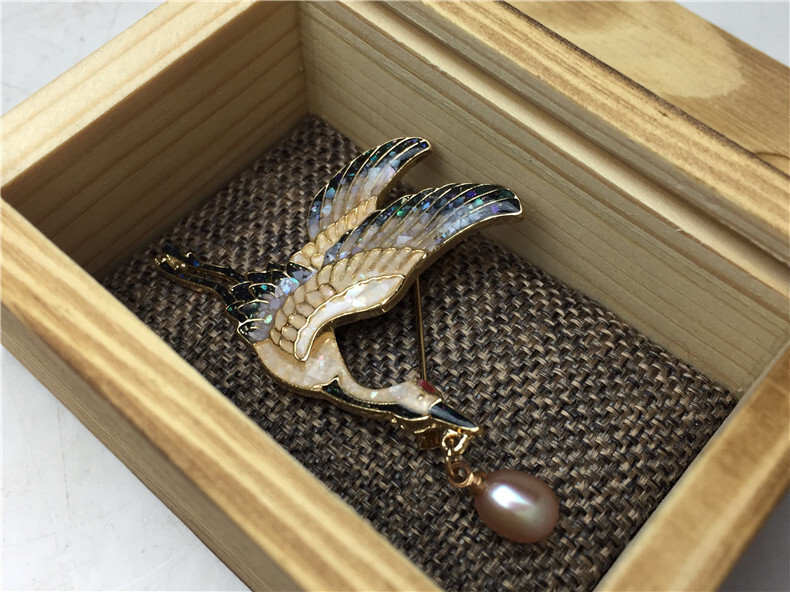  pearl ... shell brooch also box 