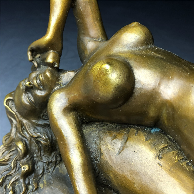 銅製　西洋美術 ブロンズ 女性像 　女神　ヌード　女性　少女　美人　裸婦　仏像　置物　　重さ約2605ｇ_画像3