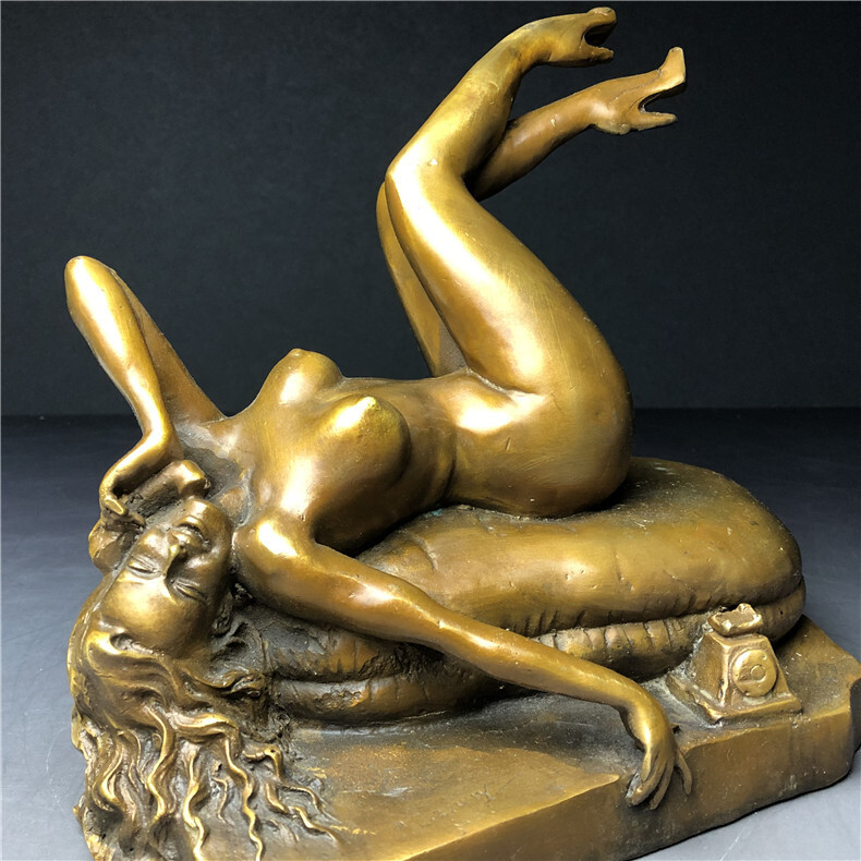 銅製　西洋美術 ブロンズ 女性像 　女神　ヌード　女性　少女　美人　裸婦　仏像　置物　　重さ約2605ｇ_画像2