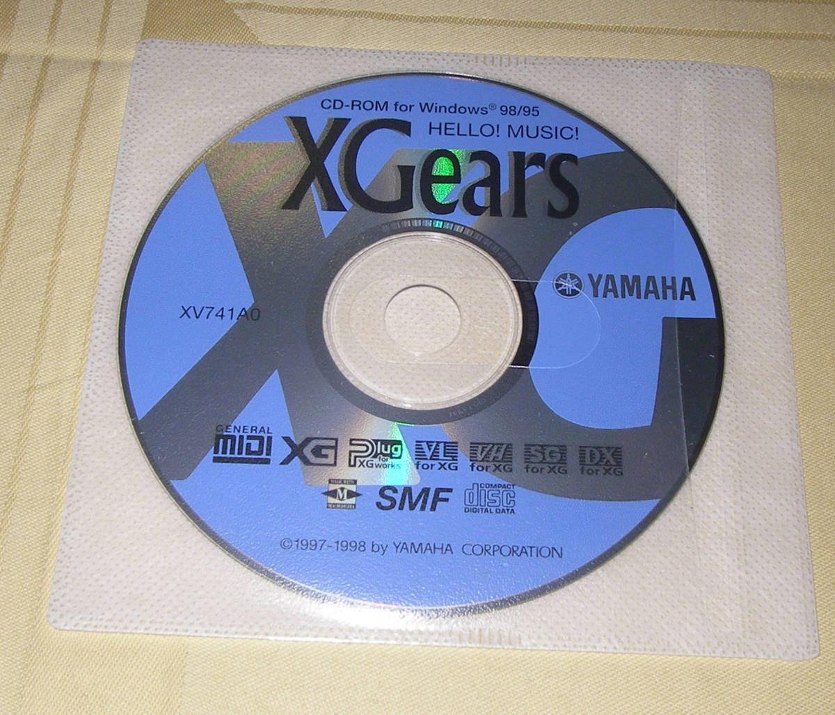 *YAMAHA XGEARS HELLO MUSIC CD-ROM for WINDOWS*