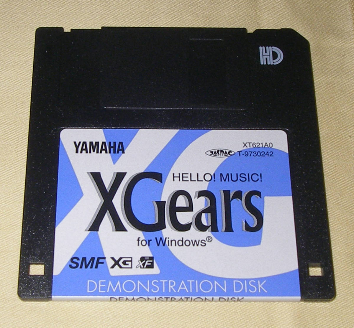 *YAMAHA XGEARS HELLO MUSIC CD-ROM for WINDOWS*