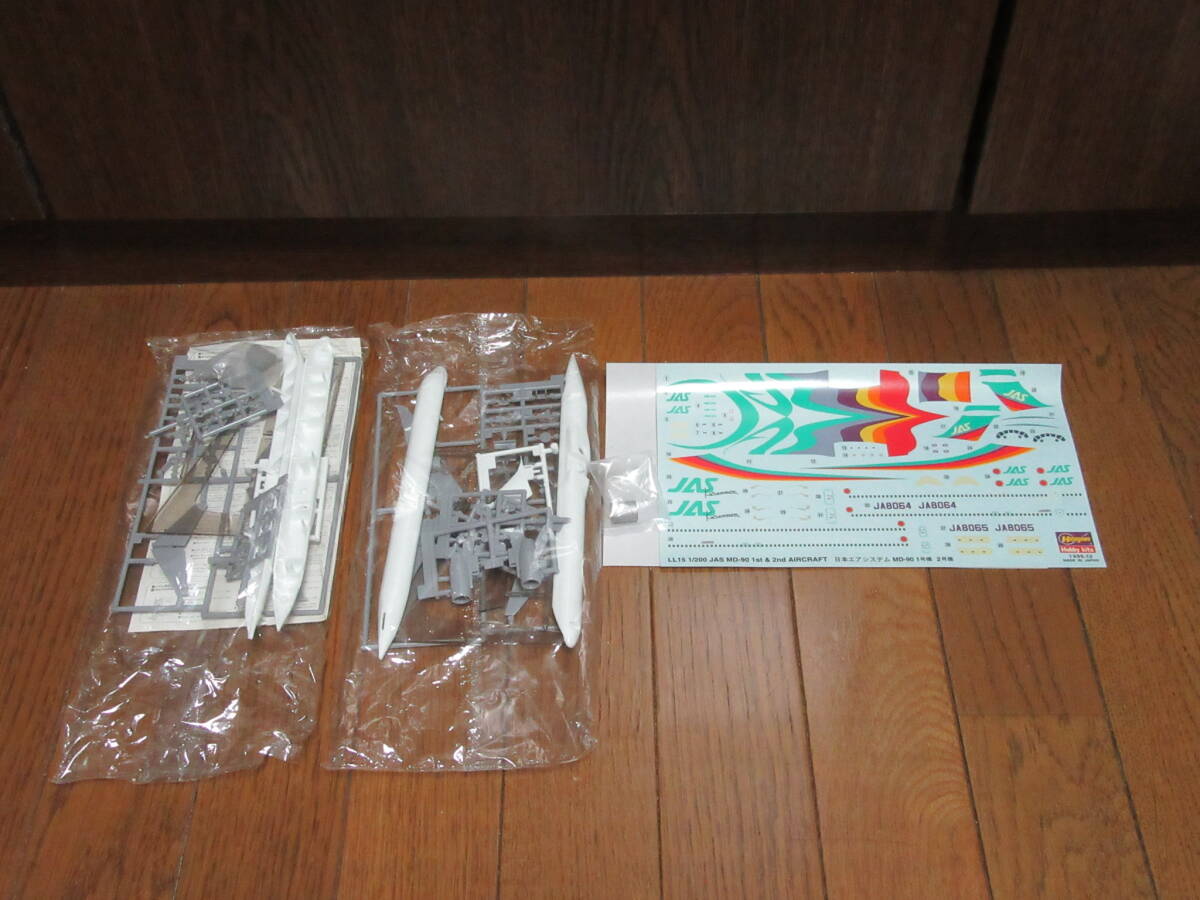 * Hasegawa MD-90 Japan Air System 1 serial number *2 serial number 2 machine set JAS 1/200makdo flannel da glass *