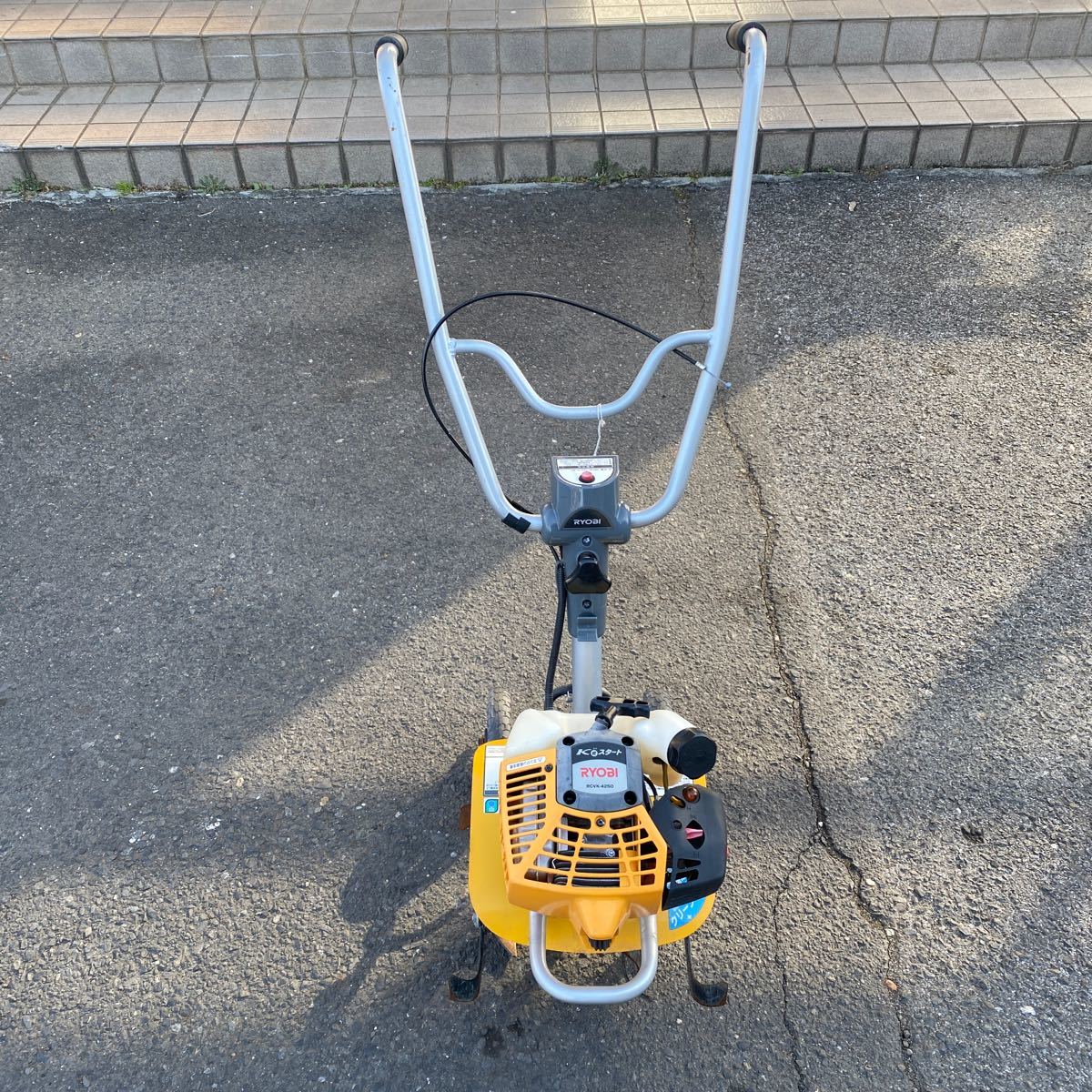 リョービ /RYOBI /耕うん機/ RCVK-4250 /軽量尾輪付き/農機具 /小型耕運機 //耕運機 トラクター(歩行タイプ)/【直接引き取り可能 岐阜県】_画像1