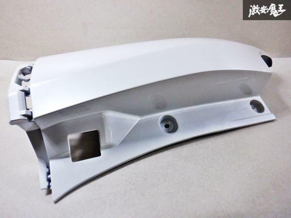 きれい!!トヨタ純正 AGH30W AGH35W GGH30W GGH35W アルファード 後期 リア コーナーパネル 左 助手席 52166-58030 カラー 070 棚2H4_画像5