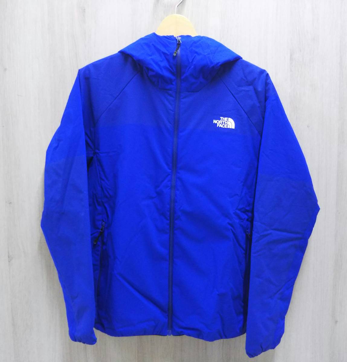 5600円 THE NORTH FACE ブルゾン NY81911 WPB VENTRIX HOODIE 5600円 THE NORTH FACE ブルゾン NY81911 WPB VENTRIX HOODIE