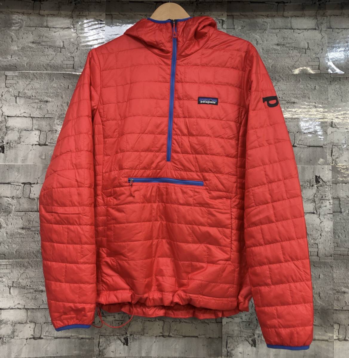 18年製 Patagonia パタゴニア Nano Puff Bivy ナノ パフ ビビー プルオーバー 中綿ジャケット 84196 サイズWOMENS L レッド_画像1