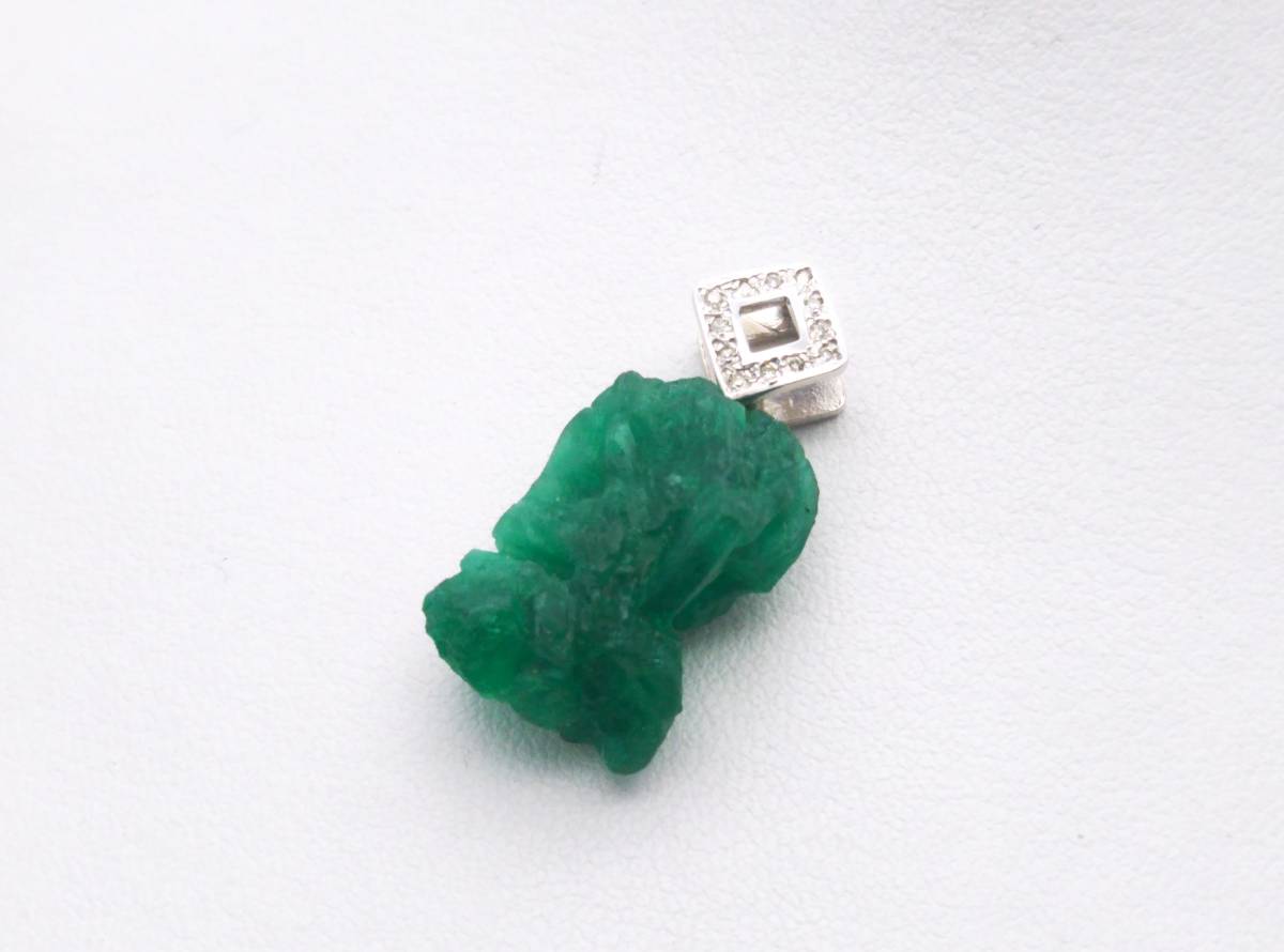 最新人気 トップ ペンダント ネックレス 5.40g D0.07ct ダイヤモンド エメラルド 天然 K18WG 鑑別書付き ホワイト 店舗受取可 ゴールド エメラルド