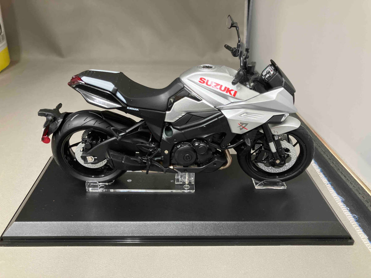 アオシマ 1/12 完成品バイクシリーズ SUZUKI GSX-S1000S KATANA メタリックミスティックシルバー DIECAST MOTORCYCLE_画像2
