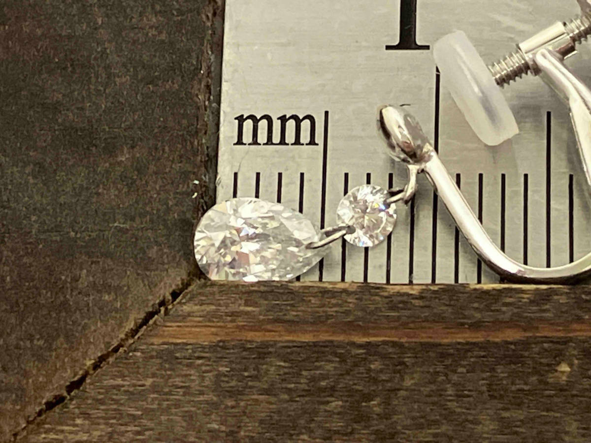 Pt900／プラチナティアドロップダイヤモンド（0.50ct×2）イヤリング／ネジバネ式／2g 店舗受取可の画像3