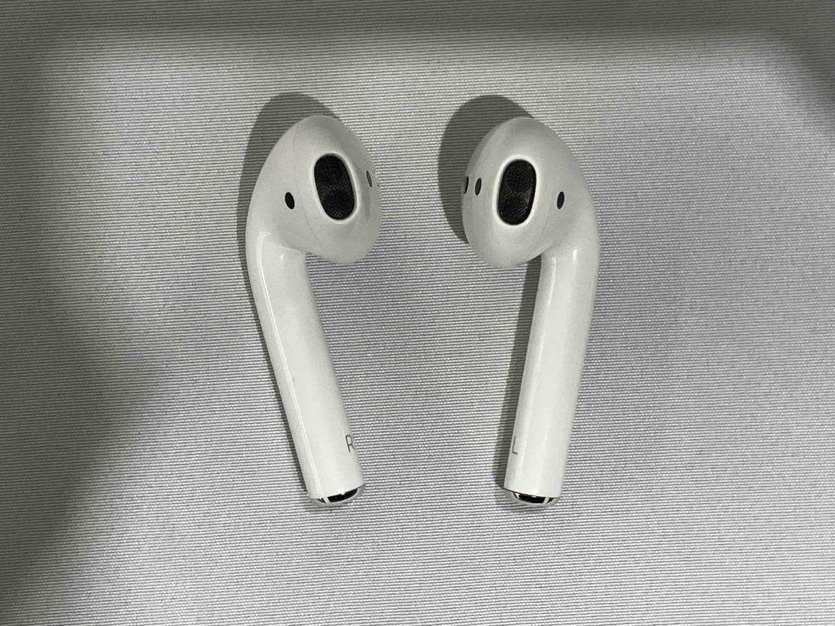 【1円スタート】Apple AirPods with Wireless Charging Case MRXJ2J/A イヤホン(28-01-06)の画像2