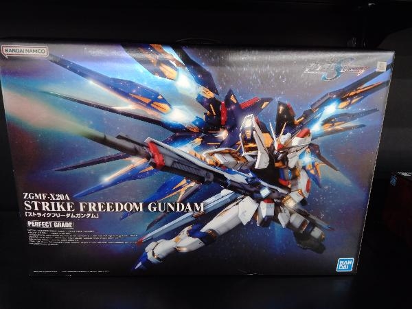 プラモデル (再販)バンダイ 1/60 ZGMF-X20A ストライクフリーダムガンダム PG 「機動戦士ガンダムSEED DESTINY」_画像1