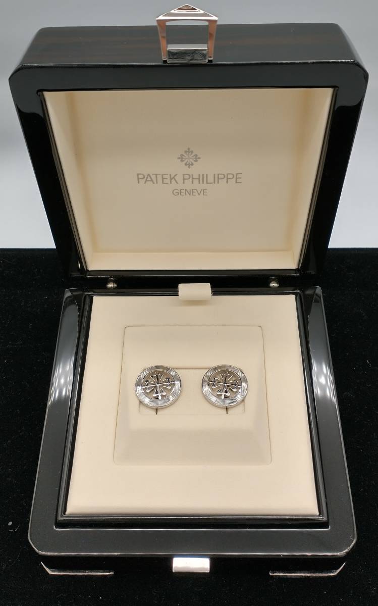 PATEK PHILIPPE カフスカラトラバ au750 ホワイトゴールド 箱付き パティック フィリップ_画像1