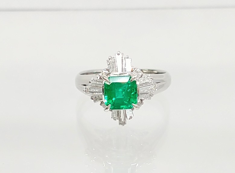 Pt900 emerald 0.80ct diamond 0.64ct approximately 11 number gross weight approximately 5.1g ring ring platinum so-ting card attaching jewelry diamond 