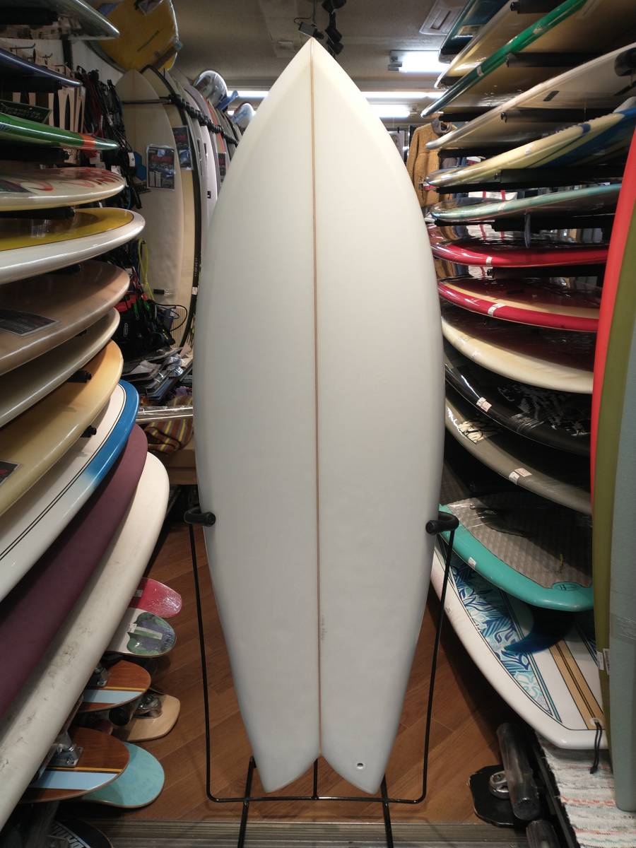 21000円 TWIN FIN 約5'5” ツインフィン 約5'5” サーフボード 21000円 TWIN FIN 約5'5” ツインフィン 約5'5” サーフボード