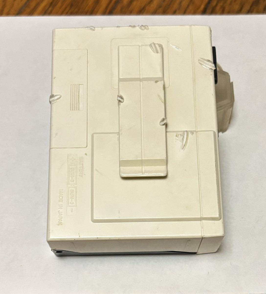 SHINAON MG-600 カセットテーププレーヤー 中古。付属品無し。動作確認していません。 現状品。本体のみ。_画像2