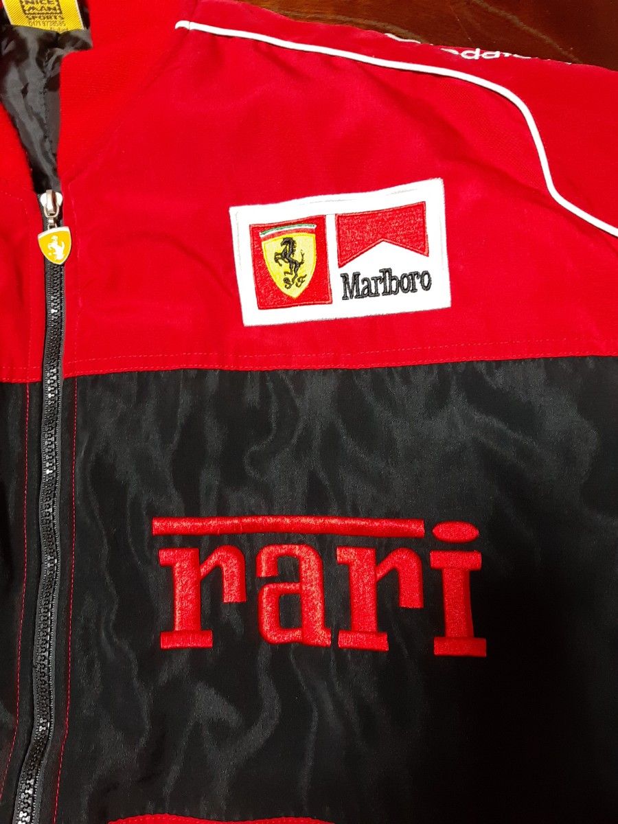 フェラーリ ジャンパー ミハエル・シューマッハ F1 フォーミュラ フェラーリ ジャンパー ミハエル・シューマッハ F1 フォーミュラ