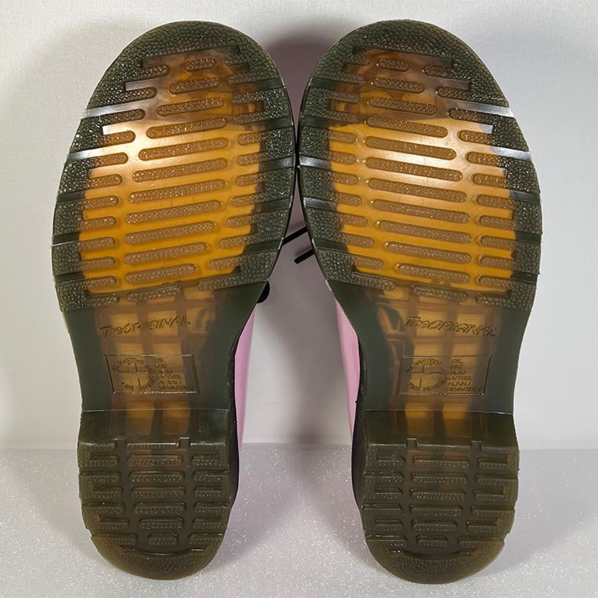 美品 Dr Martens ドクターマーチン エナメル ピンク 3ホール UK4 美品 Dr Martens ドクターマーチン エナメル ピンク 3ホール UK4