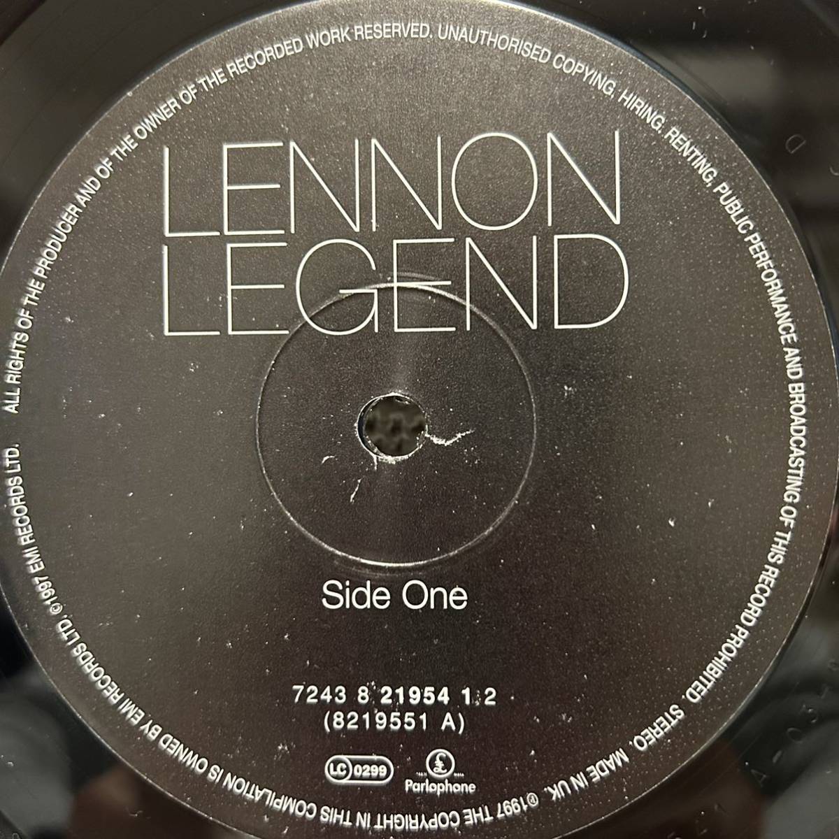 【UK盤　未使用品】　ジョン・レノン／レジェンド　The VERY BEST Of JOHN LENNON _画像4