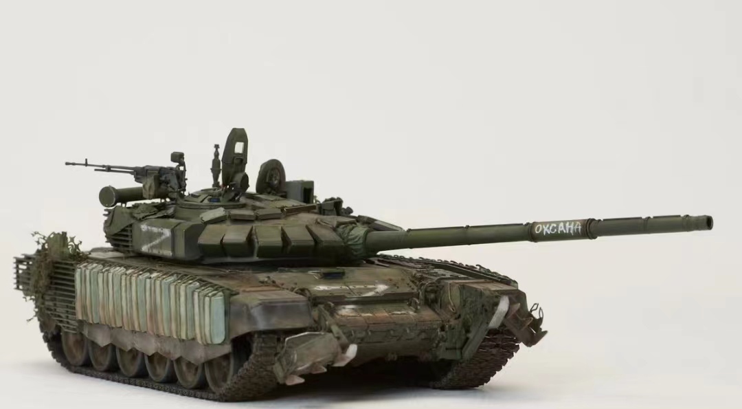 1/35 ロシア陸軍 T-72B3M 主力戦車 組立塗装済完成品(完成品 1/35 ロシア陸軍 T-72B3M 主力戦車 組立塗装済完成品(完成品