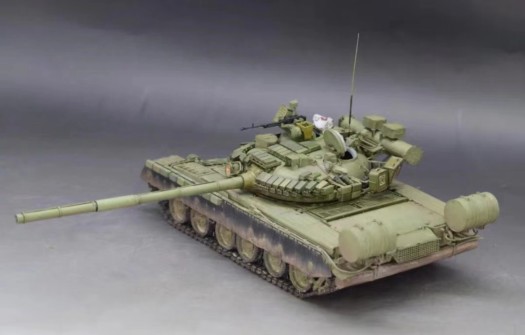 1/35 Russia land army T80BV main battle tank construction painted final product 