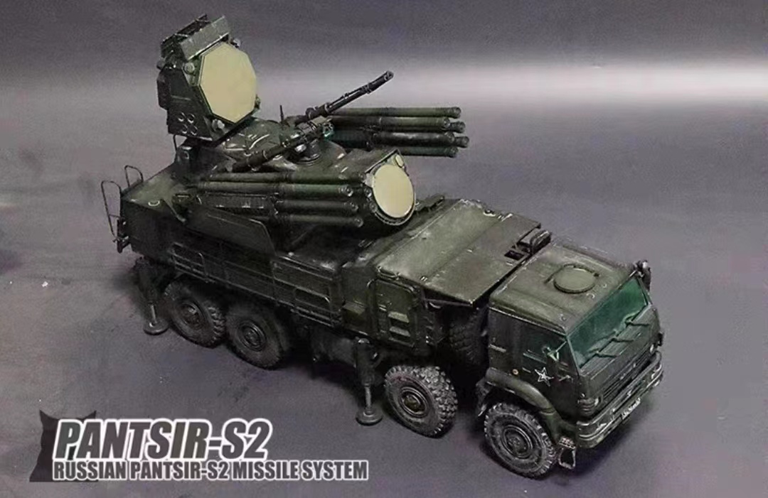 TIGER MODEL 1/35 Russia land army PANTSIR-S2 connection close . empty misa il system construction painted final product 