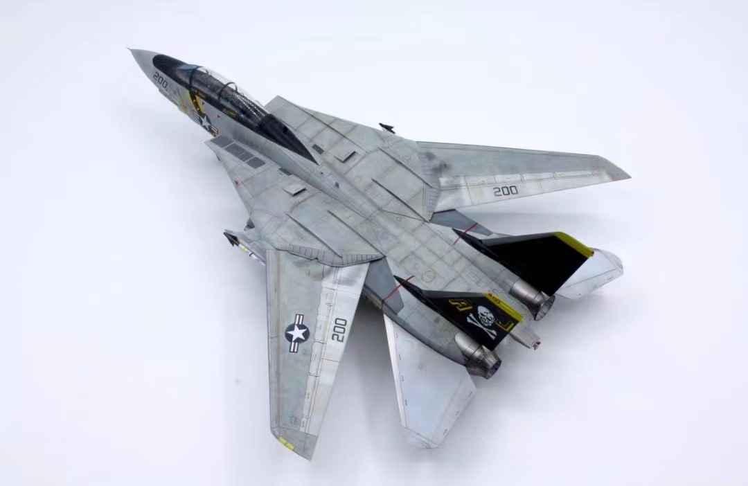 タミヤ 1/48 アメリカ海軍 F-14A トムキャット 組立塗装済完成品 _画像4