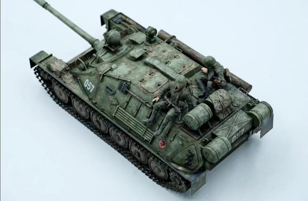 1/35ソビエト連邦 asu85 戦車 組立塗装済完成品 フィギュア人形２体付き_画像6