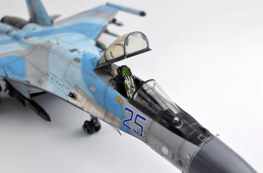 1/48 Россия ВВС Su-35s сборка покрашен конечный продукт 