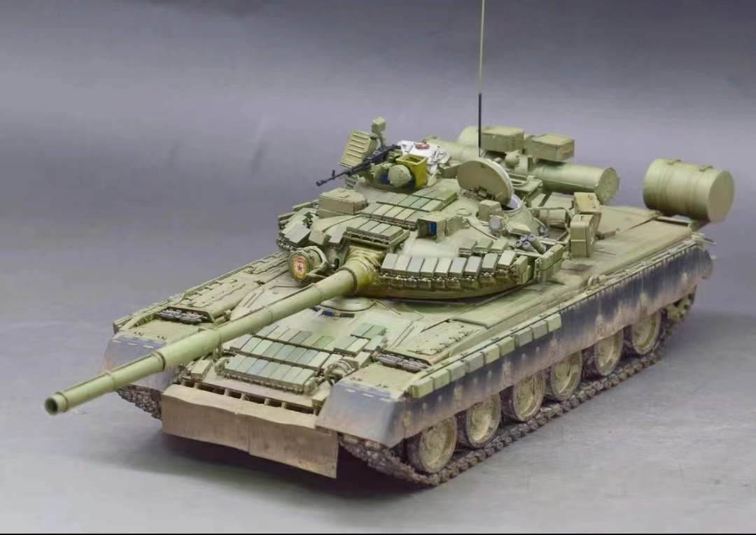 1/35 Russia land army T80BV main battle tank construction painted final product 