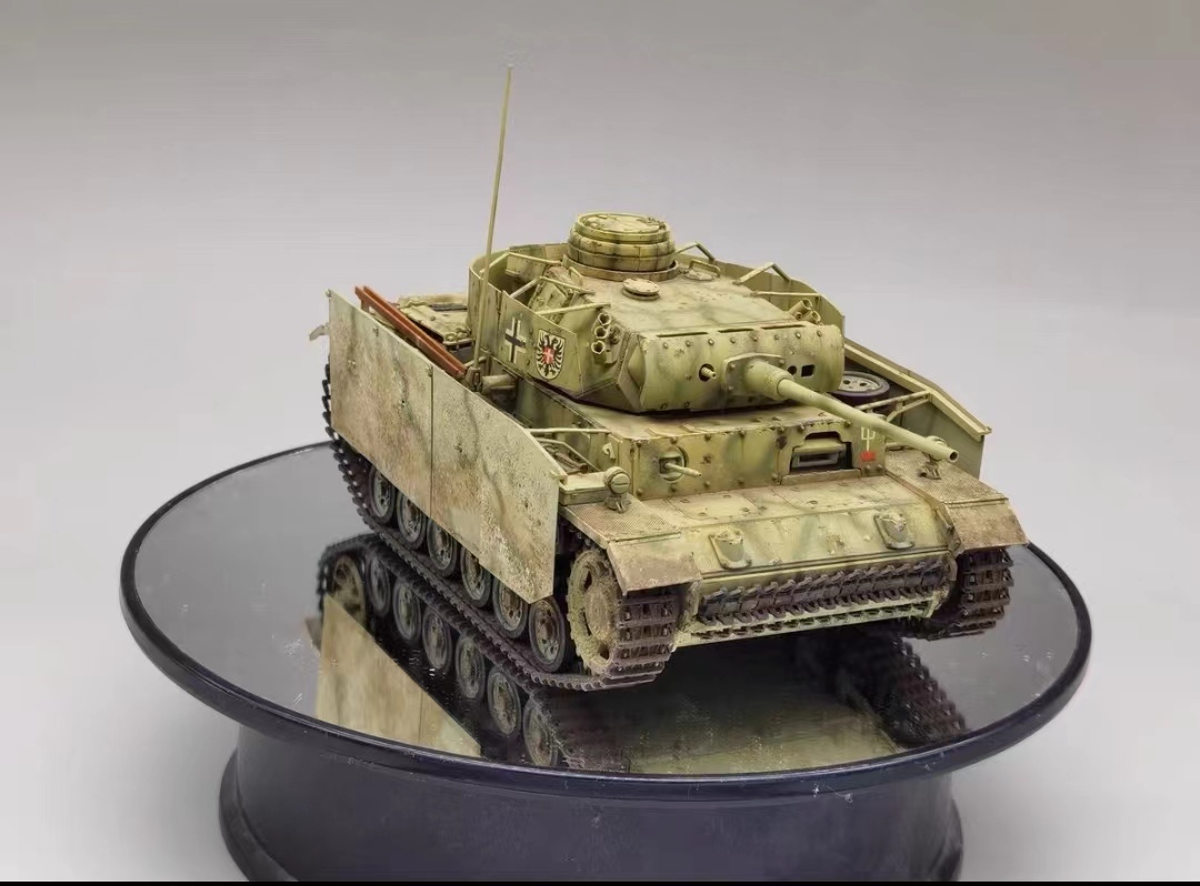 1/35 ドイツ Ⅲ号戦車 M型 組立塗装済完成品_画像1
