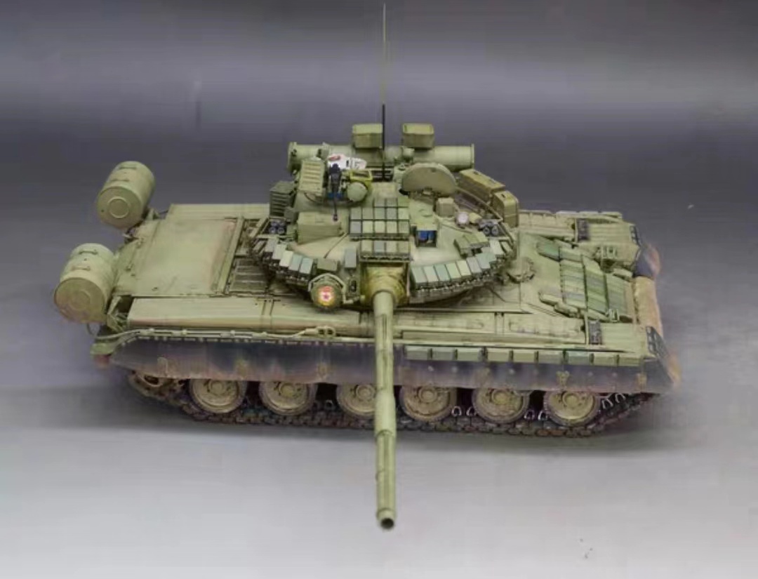 1/35 Russia land army T80BV main battle tank construction painted final product 