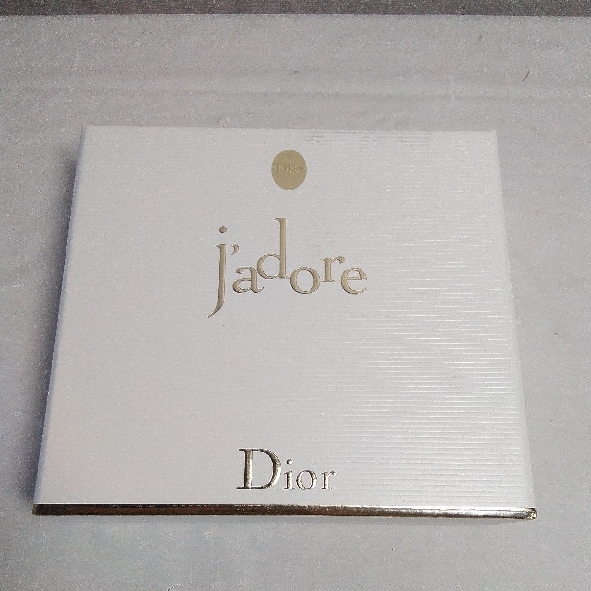 Dior　J’adore　ディオール　 ジャドール　オードパルファム　5ml　ボディミルク_画像2