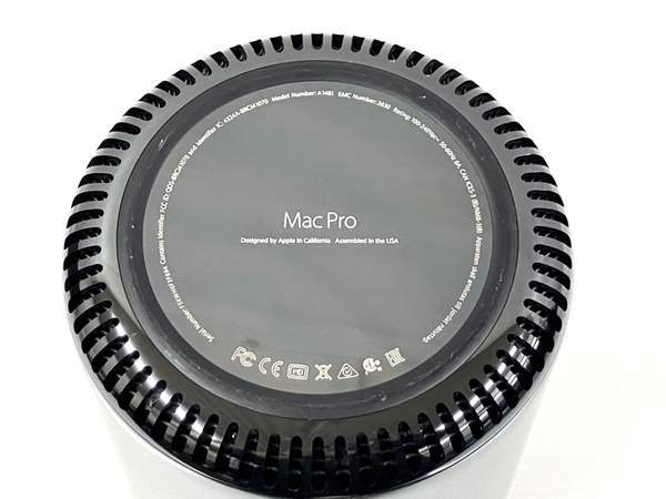 Apple Mac Pro Late 2013 デスクトップ PC Xeon E5-1650 v2 3.50GHz 16GB SSD 1TB Catalina CTOモデル ブラック 中古 訳有 T8367673_画像8