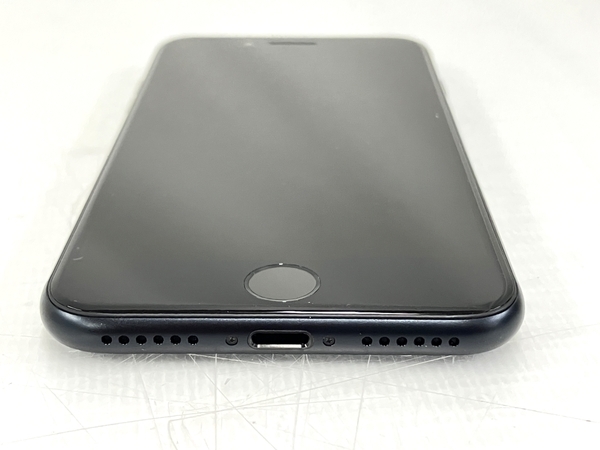 Apple iPhone SE MMYC3J/A 4.7インチ スマートフォン 64GB SIMフリー ミッドナイト 中古 T8527612_画像3
